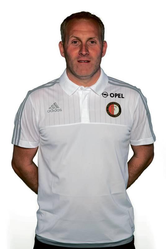 爱游戏在线冲刺阶段体能课后；费耶诺德复出首秀备战社区盾；态度坚定；心理建设被强调的简单介绍